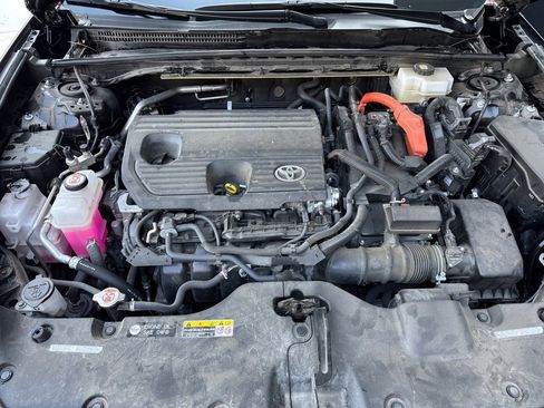 Used 2024 Toyota Crown Limited image 24