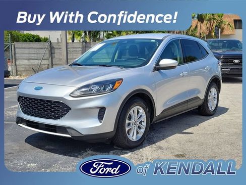 Used 2020 Ford Escape SE FWD image 1