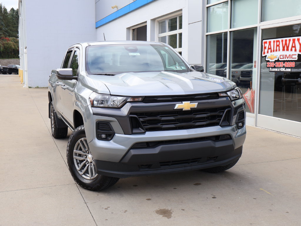Certified 2024 Chevrolet Colorado LT w/ LT Convenience Package II AWD/4WD image 38