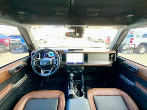 Used 2023 Ford Bronco Outer Banks AWD/4WD image 31