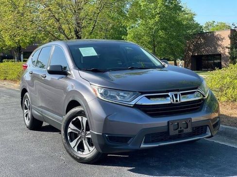 Used 2017 Honda CR-V LX image 3