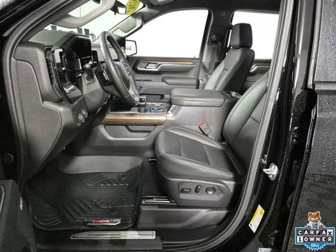 Certified 2025 Chevrolet Silverado 1500 LT Trail Boss w/ Convenience Package II AWD/4WD image 9