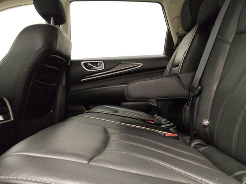 Used 2019 INFINITI QX60 Luxe w/ Essential Package FWD image 18