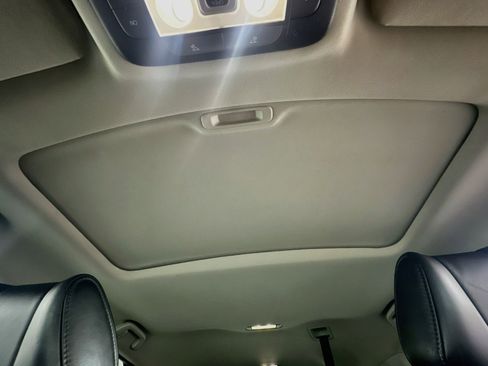 Used 2010 Acura MDX AWD/4WD image 25