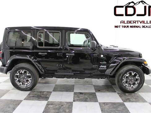 Used 2024 Jeep Wrangler Sahara w/ Technology Group image 5