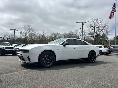 New 2026 Dodge Charger Scat Pack w/ Blacktop Package AWD/4WD image 19
