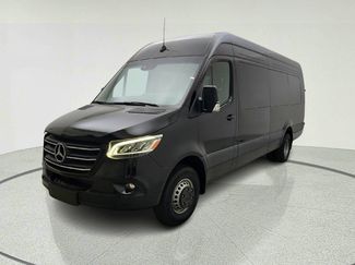 Used 2024 Mercedes-Benz Sprinter 3500 w/ Parking Package video 1