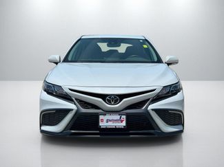 Used 2023 Toyota Camry SE FWD video 2