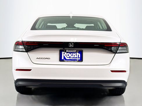 Certified 2023 Honda Accord EX image 6