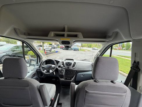Used 2018 Ford Transit 350 XL RWD image 37