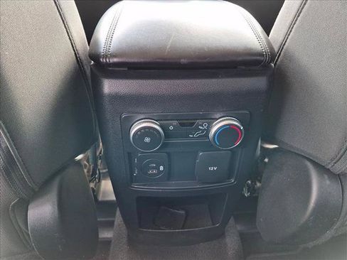 Used 2021 Ford Explorer XLT RWD image 16