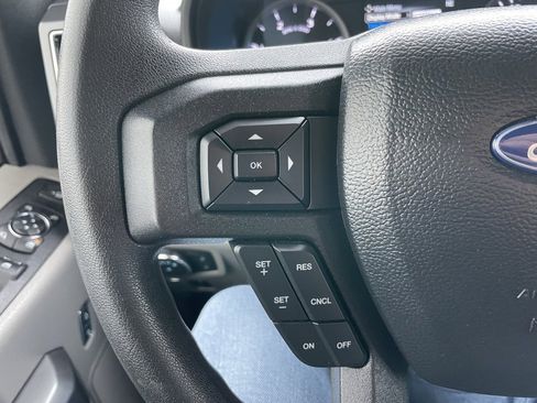 Used 2021 Ford F350 XLT w/ XLT Premium Package image 22