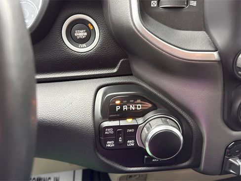 Used 2019 RAM 1500 Big Horn image 30