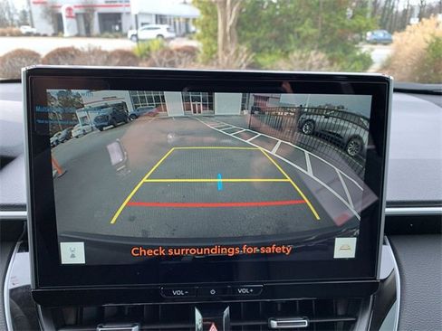 Used 2026 Toyota Corolla Cross XLE image 22