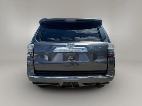 Used 2017 Toyota 4Runner Limited RWD image 10