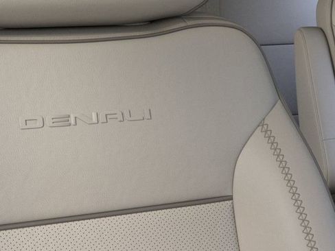 New 2026 GMC Yukon Denali AWD/4WD image 21