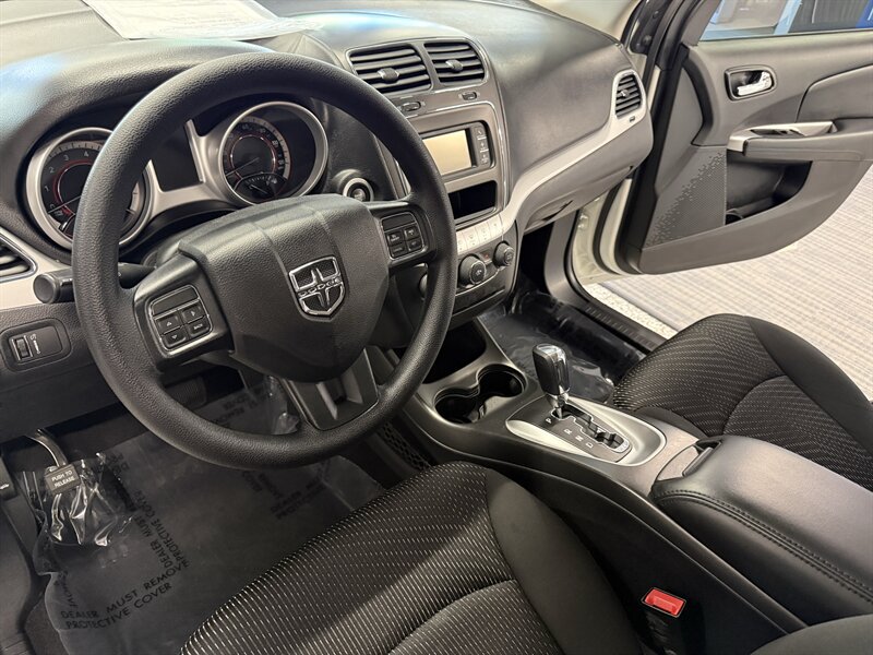 Used 2018 Dodge Journey SE FWD image 14