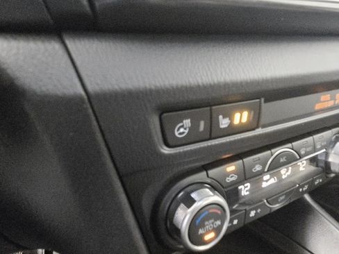 Used 2018 MAZDA MAZDA3 Grand Touring w/ Premium Equipment Package image 24