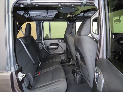 Used 2022 Jeep Wrangler Unlimited Sport S image 73