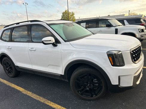 Used 2023 Kia Telluride EX X-Line image 3