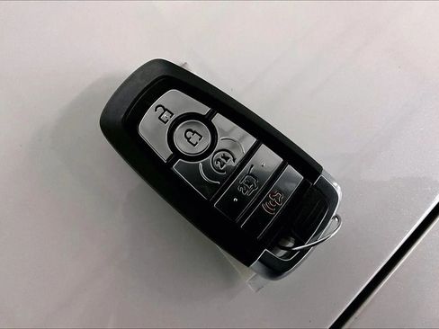 New 2026 Ford Explorer Active w/ Active Comfort Package image 9