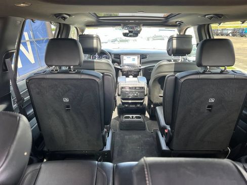 Used 2023 Jeep Wagoneer Series II w/ Premium Group I RWD image 17