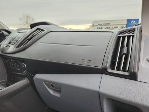 Used 2018 Ford Transit 350 XLT image 20