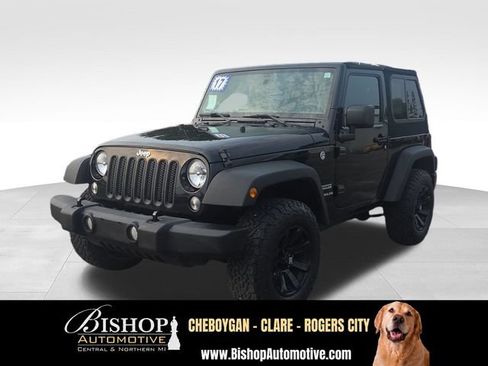 Used 2017 Jeep Wrangler Sport AWD/4WD image 9