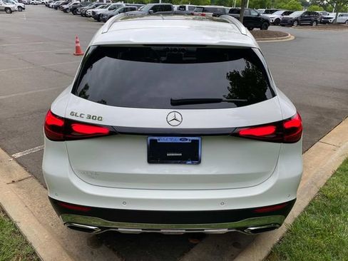Used 2025 Mercedes-Benz GLC 300 image 30