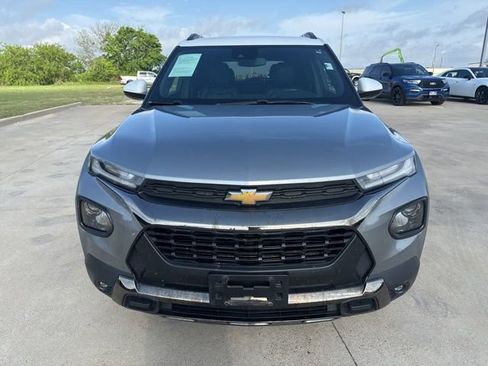 Used 2023 Chevrolet TrailBlazer ACTIV image 2