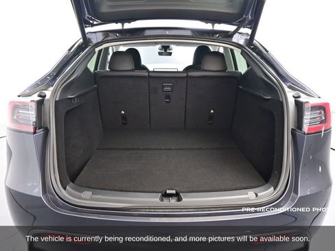 Used 2023 Tesla Model Y 2WD image 28