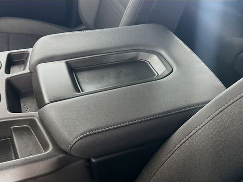 Used 2023 Chevrolet Silverado 2500 LT w/ Convenience Package image 18