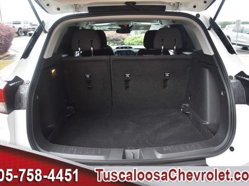 Used 2023 Chevrolet TrailBlazer LT w/ Convenience Package FWD image 9