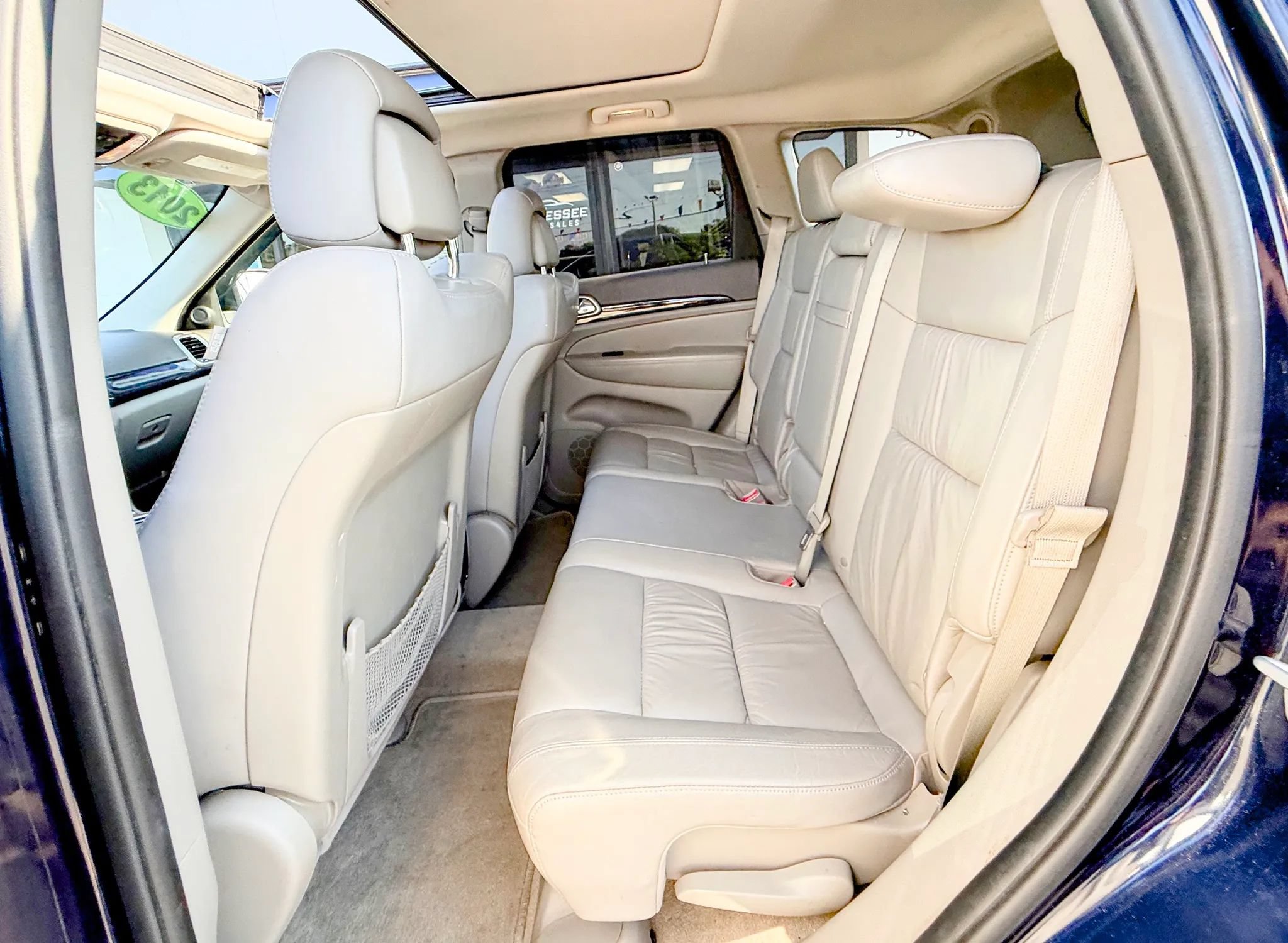 Used 2013 Jeep Grand Cherokee Laredo RWD image 39