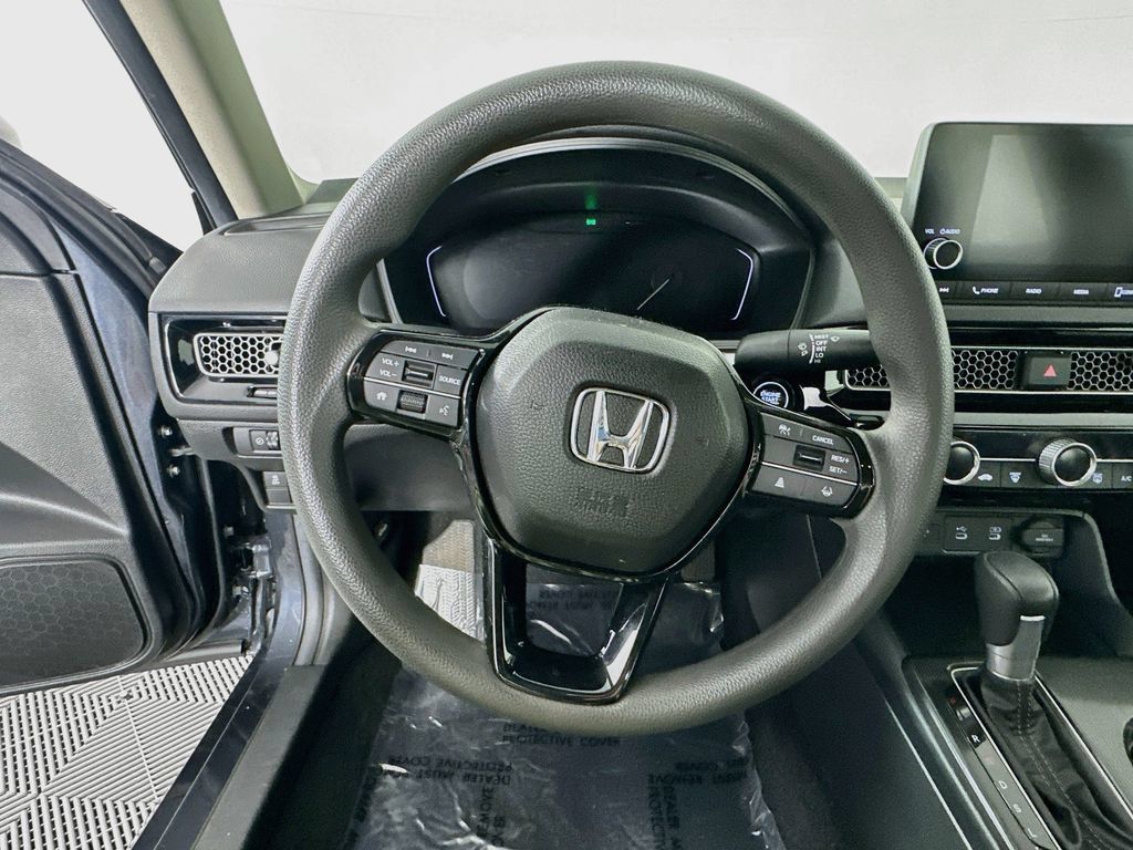 Used 2025 Honda Civic LX image 16