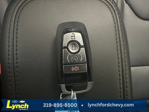 New 2025 Ford Maverick Lariat w/ Black Appearance Package AWD/4WD image 16