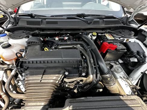 Certified 2024 Lincoln Corsair AWD w/ Equipment Group 101A image 32