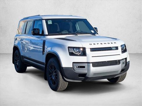 New 2025 Land Rover Defender 110 S image 7