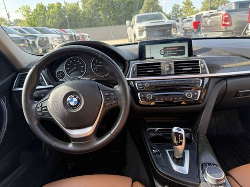 Used 2017 BMW 320i xDrive Sedan AWD/4WD image 21