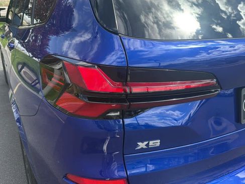 Used 2026 BMW X5 M60i AWD/4WD image 31
