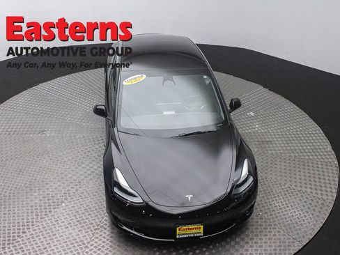 Used 2023 Tesla Model 3 Standard Range RWD image 3