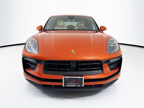 Certified 2023 Porsche Macan Turbo image 10