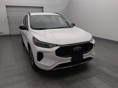 Used 2023 Ford Escape ST-Line image 14