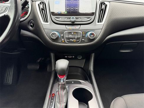 Used 2021 Chevrolet Malibu RS image 11