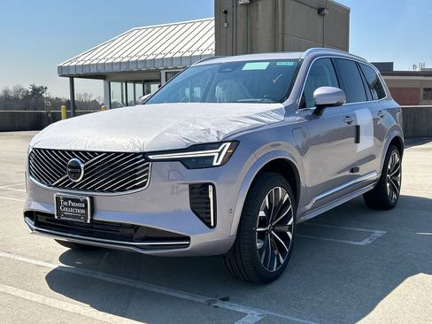 New 2026 Volvo XC90 T8 Ultra w/ Protection Package Premier AWD/4WD image 5