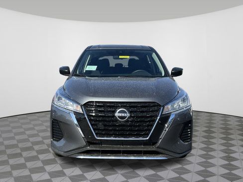 New 2025 Nissan Kicks Play S image 12