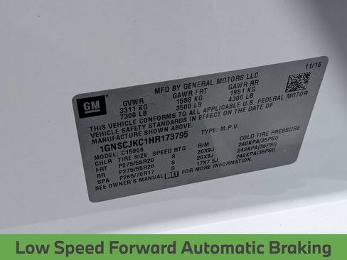 Used 2017 Chevrolet Suburban Premier RWD image 31