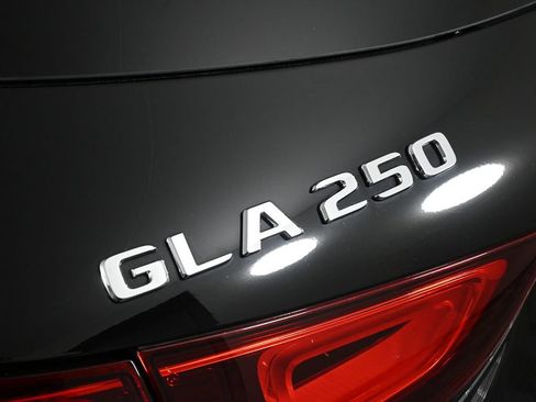 Used 2023 Mercedes-Benz GLA 250 GLA 250 image 27