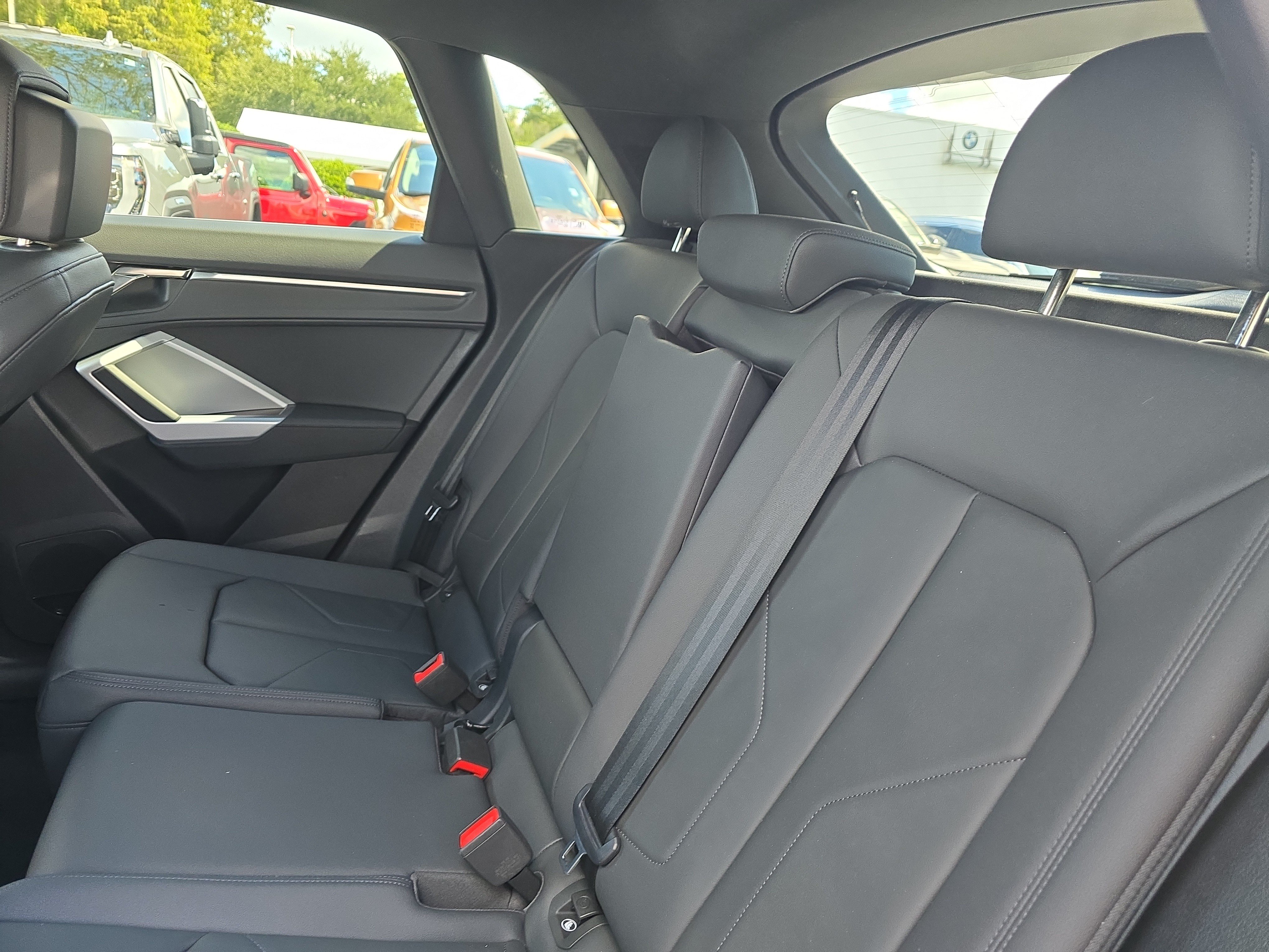 Used 2023 Audi Q3 2.0T Premium Plus w/ Premium Plus Package AWD/4WD image 13