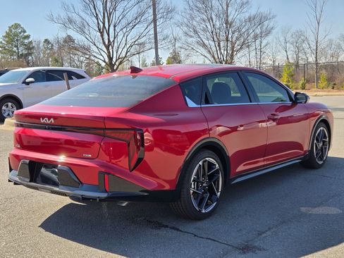 New 2025 Kia K4 GT-Line image 7